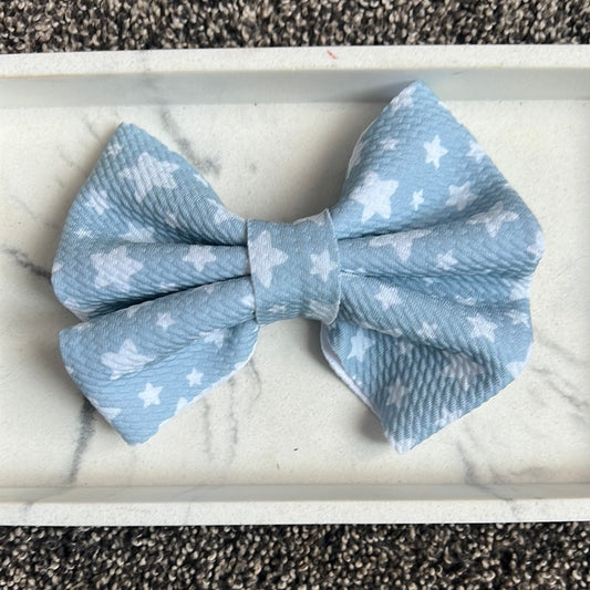 Light blue stars bow